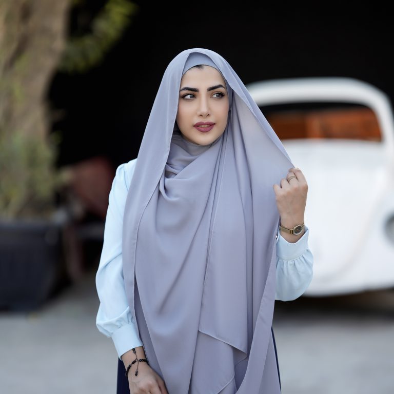 Easy-to-Wear Hooded Scarves.