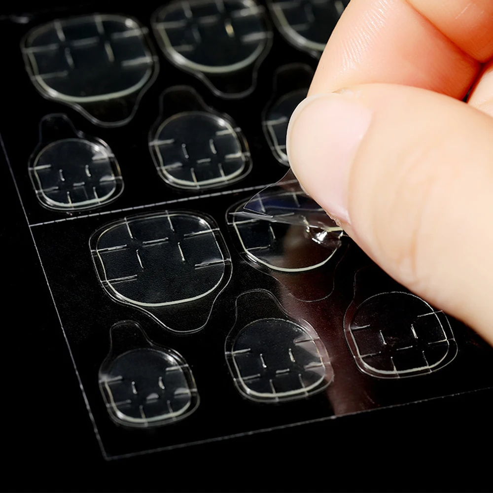Double sided Nails Tape - Nails Modern easy to peel of tape