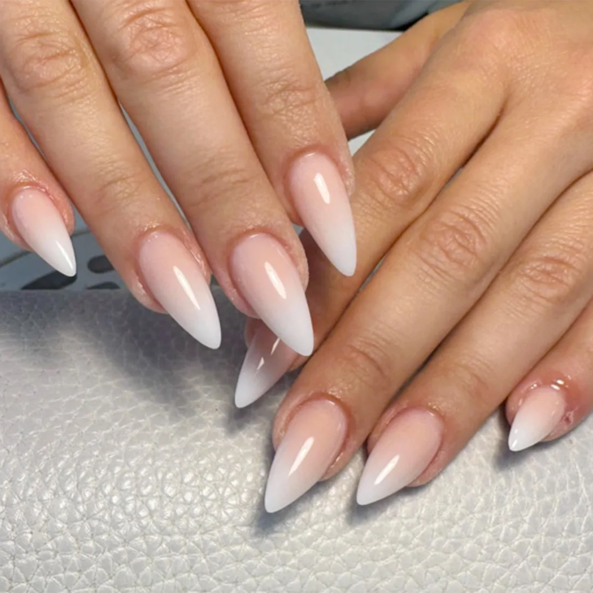 Artifical Magic tape Nails
