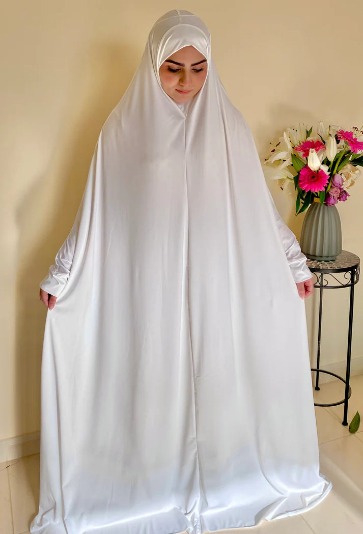 Full Sleeve Namaz Chadar- Comfortable and modest prayer wear - Hajj / Umrah