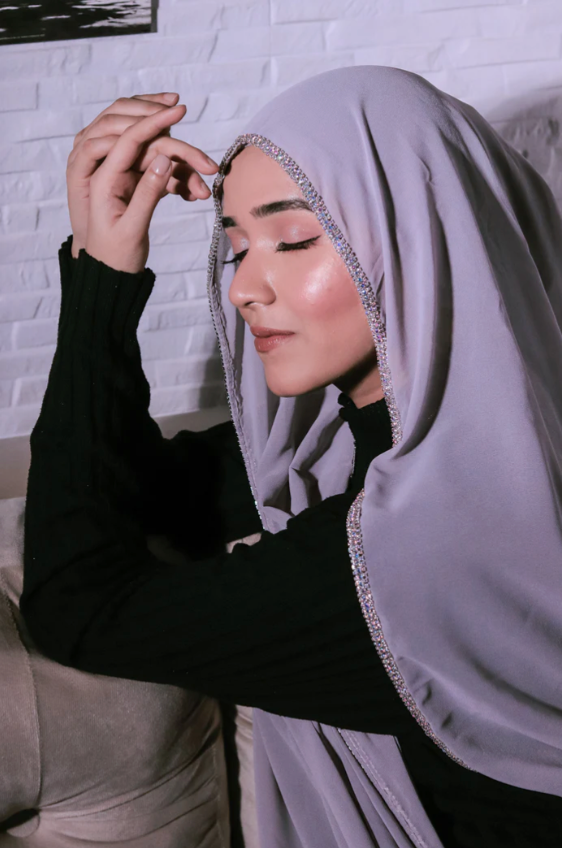 Crystal Pearl Hijab - SavvyShopz