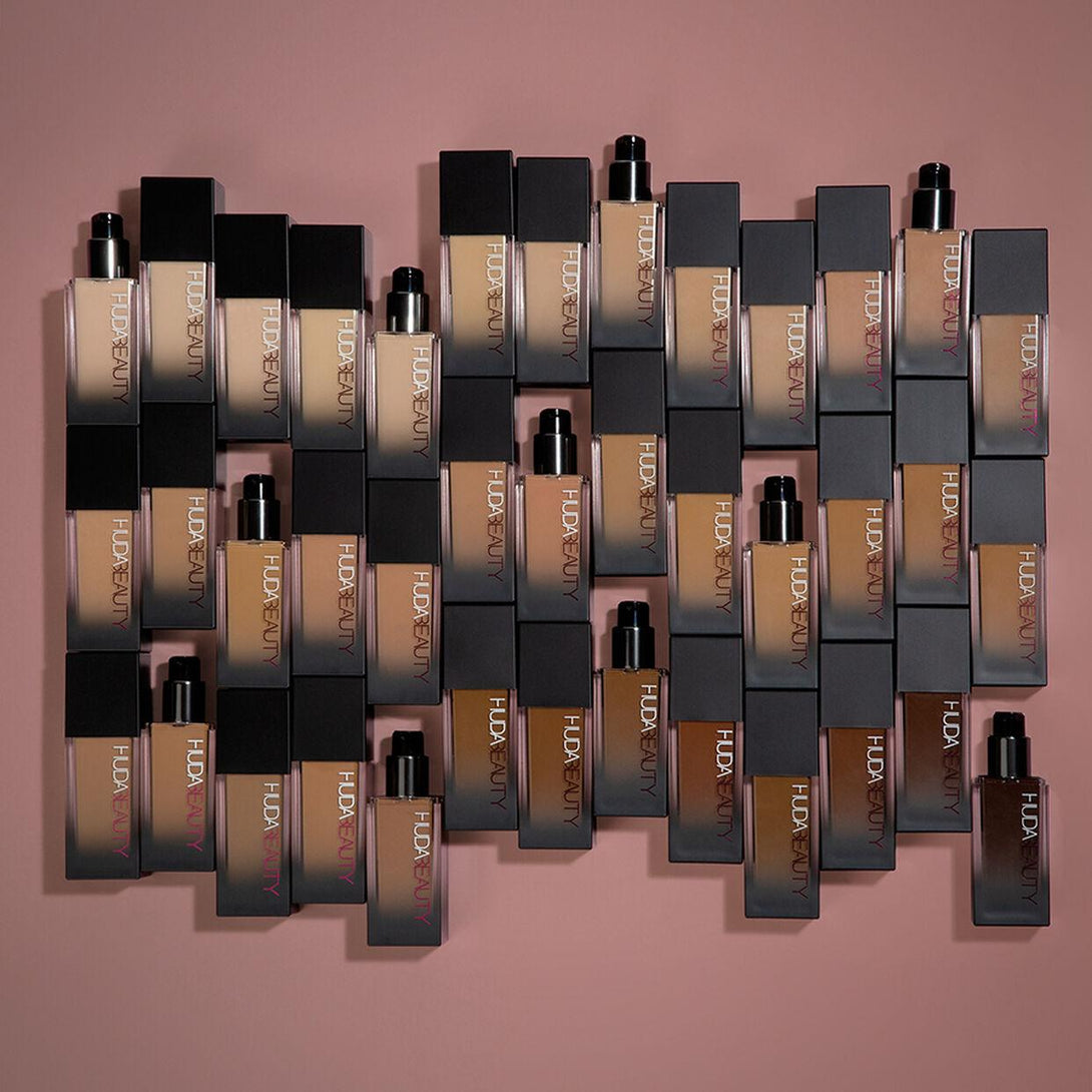 Huda Beauty Luminous Matte Foundation – Huda Beauty cream- Huda Beauty Shades Color Cosmetics. Imported Huda Beauty Foundation Cream Facepowder.#1 world best foundation