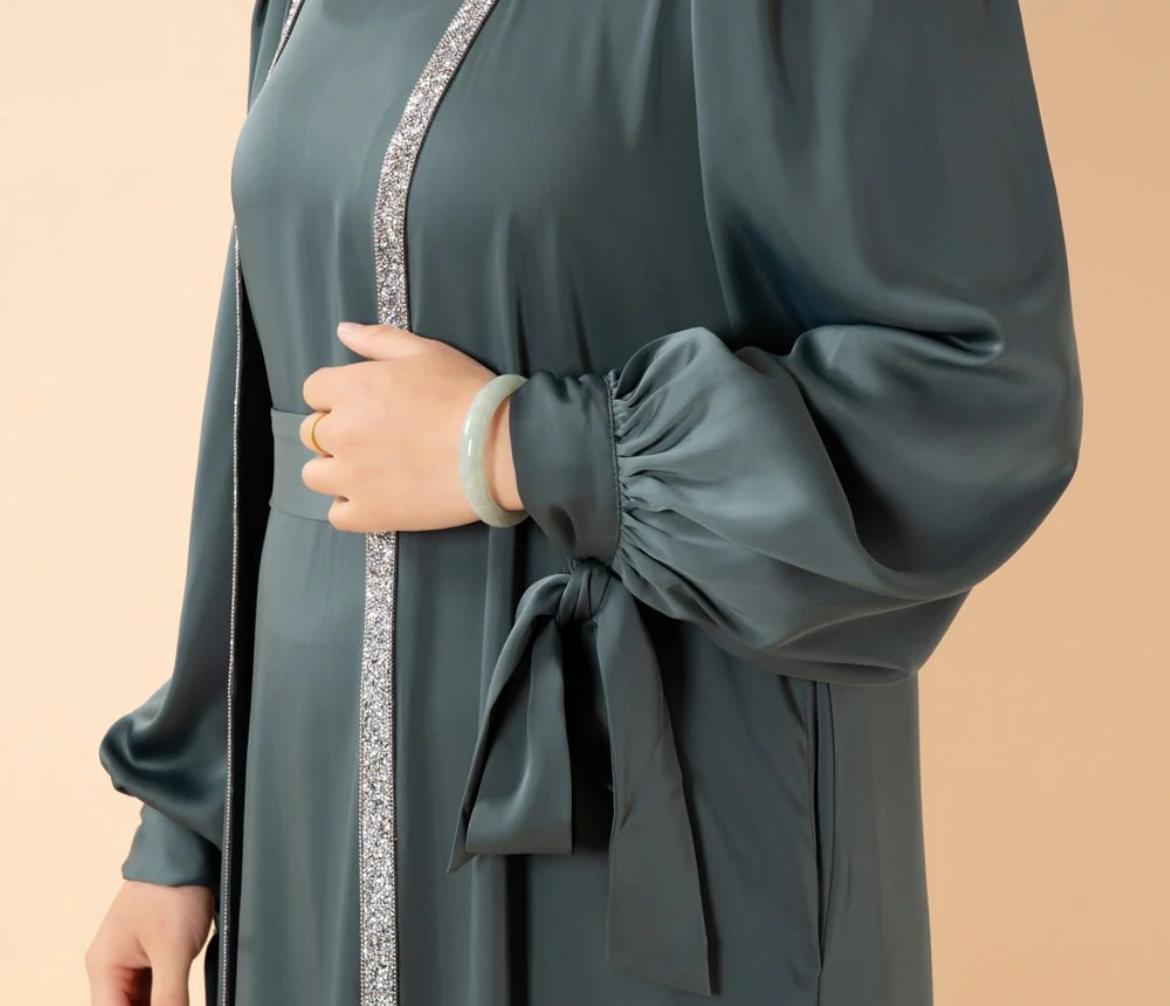 Bow Tie Sleeve Abaya Set With Long-sleeve Inner Dress