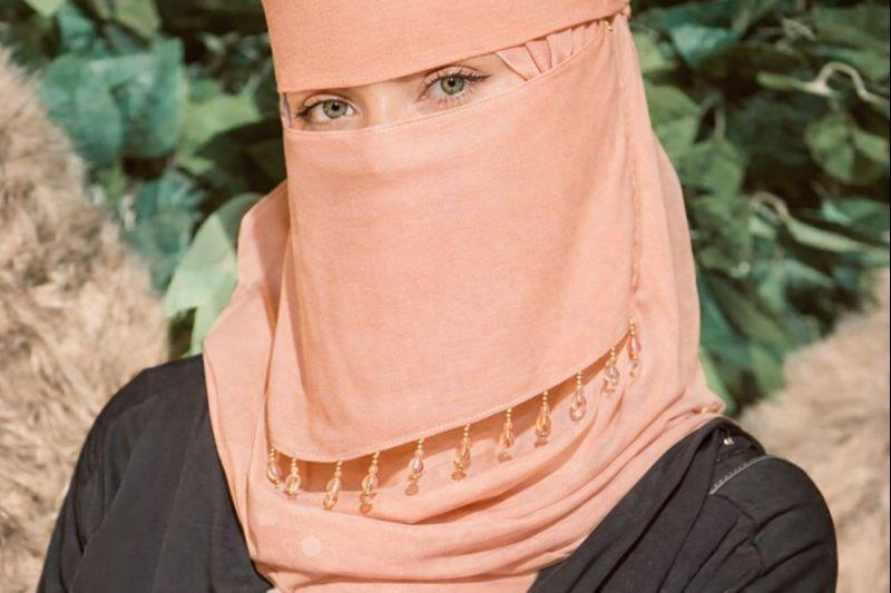 Half Square Shape Naqab with Lace